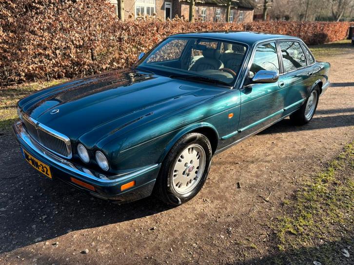 Jaguar XJ 3.2 AUT 1996 Blauw, Auto's, Jaguar, Bedrijf, Te koop, XJ, Trekhaak, Benzine, Sedan, Automaat, Origineel Nederlands, Blauw