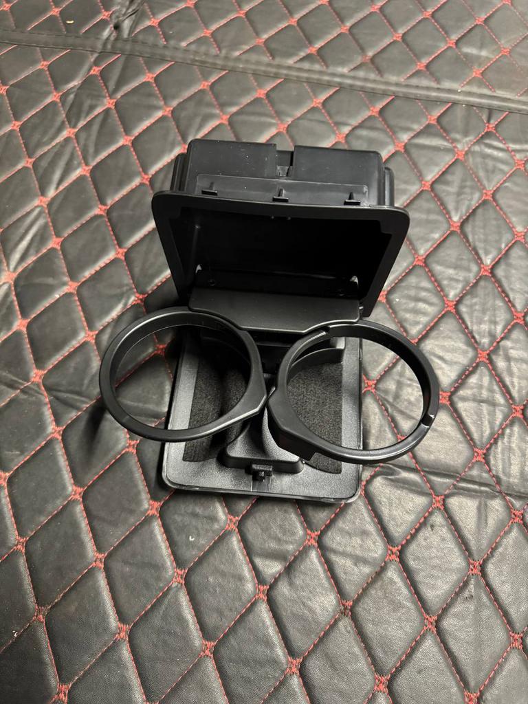 ️ Subaru Impreza bekerhouder middenconsole 2000–2005 – nieuw, Auto-onderdelen, Ophalen of Verzenden, Nieuw, Subaru