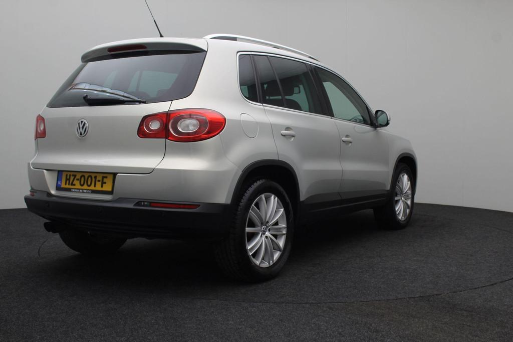 Volkswagen Tiguan 2.0 TSI Sport&Style 4Motion 2011 | Schuifk, Auto's, Automaat, Euro 5, Stof, Gebruikt