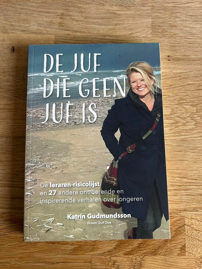 Boek: De juf die geen juf is, Ophalen, Nieuw, Maatschappij en Samenleving, Nederland