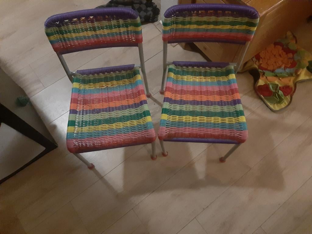 2x gekleurde rieten stoelen voor kinderen, Ophalen of Verzenden, Stoel(en)