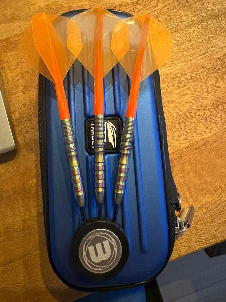 Winmau Simon Whitlock Cup SE 90% 23gr, Ophalen of Verzenden, Zo goed als nieuw, Dartbord