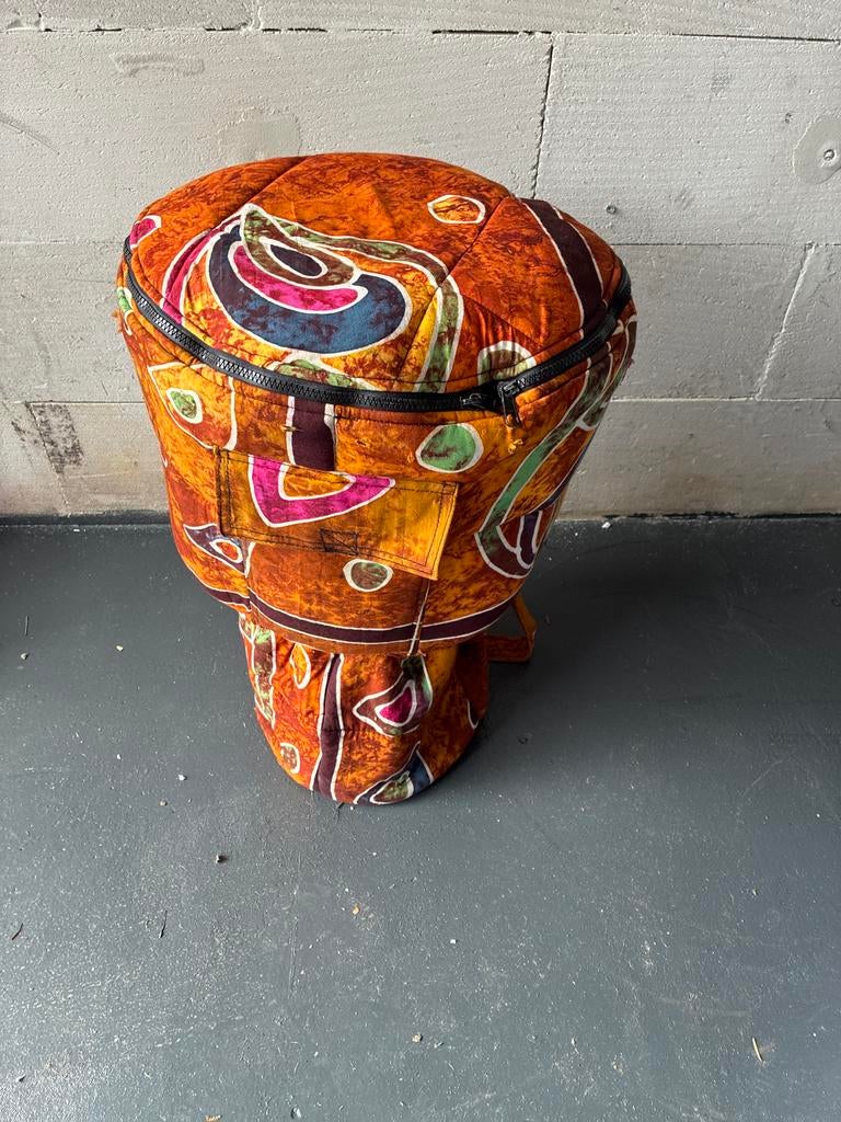 Djembe met draagtas - met goed klinkend geitenvel, Muziek en Instrumenten, Ophalen of Verzenden, Zo goed als nieuw, Overige soorten