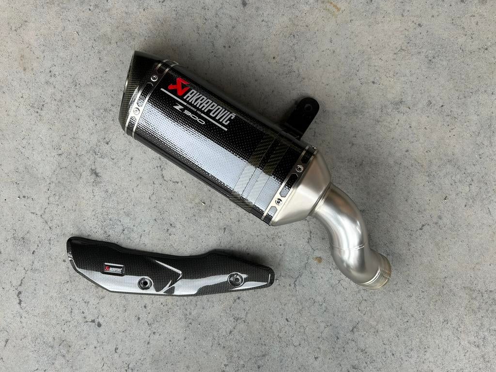 *NIEUW* Kawasaki Z900 (A2) Akrapovic uitlaat + Hitteschild, Ophalen of Verzenden, Nieuw