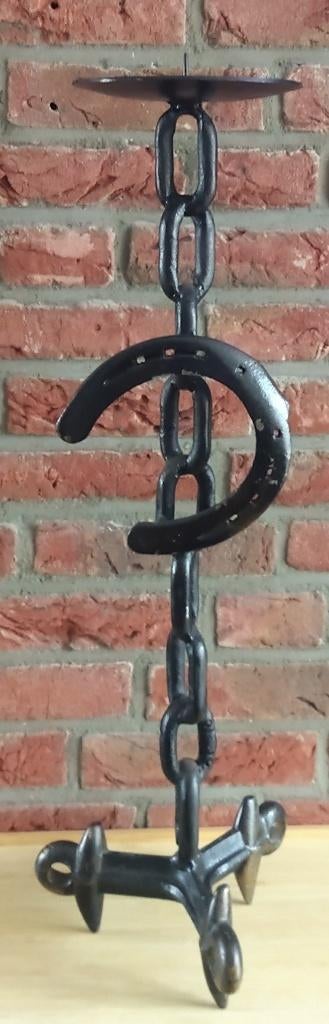 kaars kandelaar smeedijzer, volgnr 38, Overige materialen, Gebruikt, 50 tot 75 cm, Overige kleuren