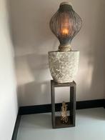 Handgemaakte sfeerlamp met zuil en flesje verlichting, Ophalen, Zo goed als nieuw