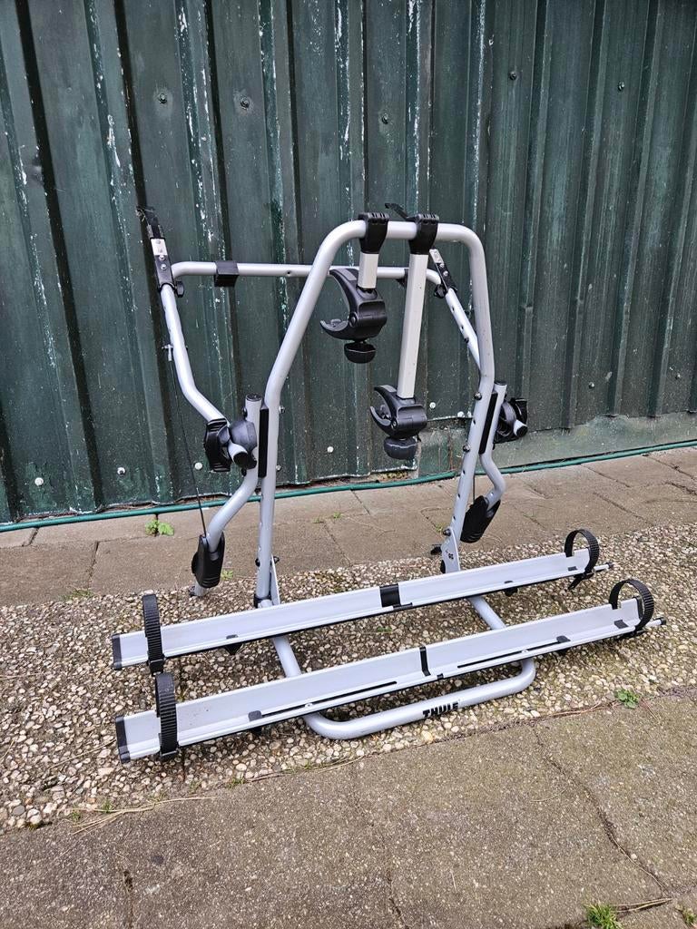 Thule Fietsendrager voor Achterklep - 2 Fietsen, Ophalen of Verzenden, 2 fietsen, Gebruikt, Achterklepdrager