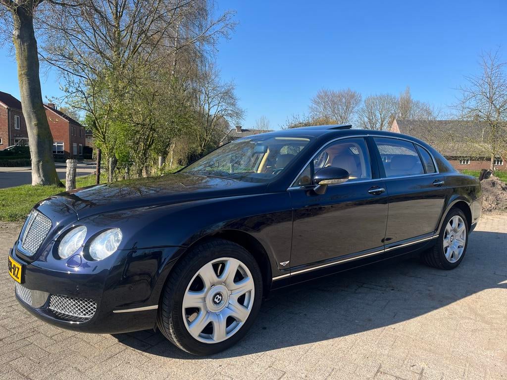 Bentley Continental 6.0 W12 Flying Spur AUT 2006 Blauw, Auto's, Bentley, Automaat, Beige, 12 cilinders, Vierwielaandrijving