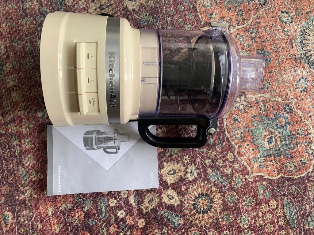 KitchenAid Foodprocessor 1,7L (5KFP0719) - Zo goed als nieuw, Ophalen, 1 tot 2 liter, 2 snelheden, Zo goed als nieuw