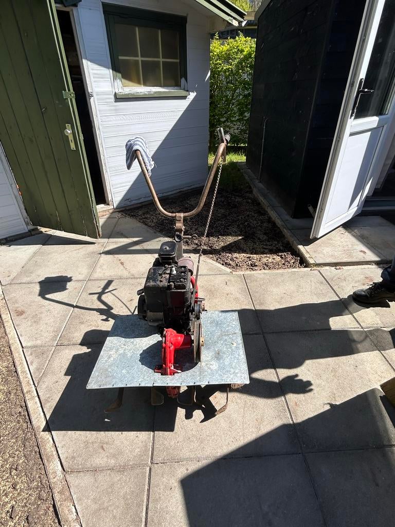 Grondfrees met benzinemotor, Ophalen, Gebruikt, Benzine