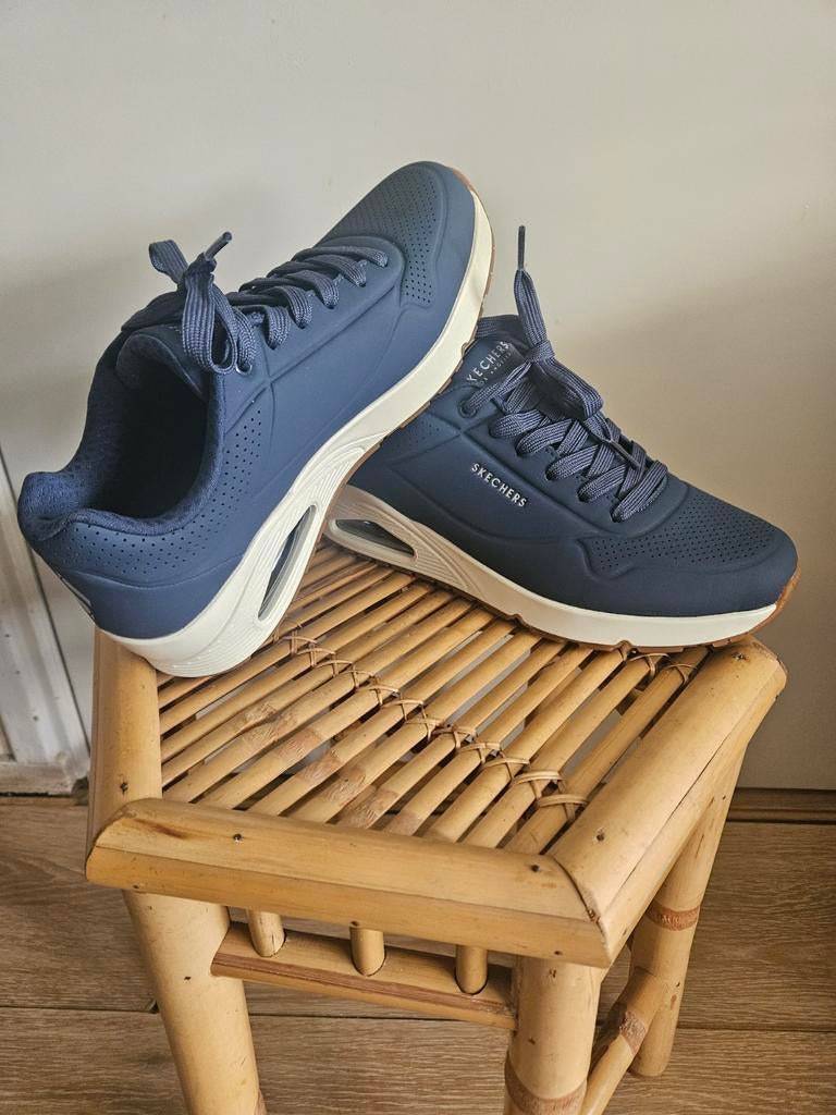 Mooie donker blauw skechers 41 / 26cm, Kleding | Heren, Schoenen, Blauw, Nieuw, Ophalen of Verzenden, Sneakers of Gympen