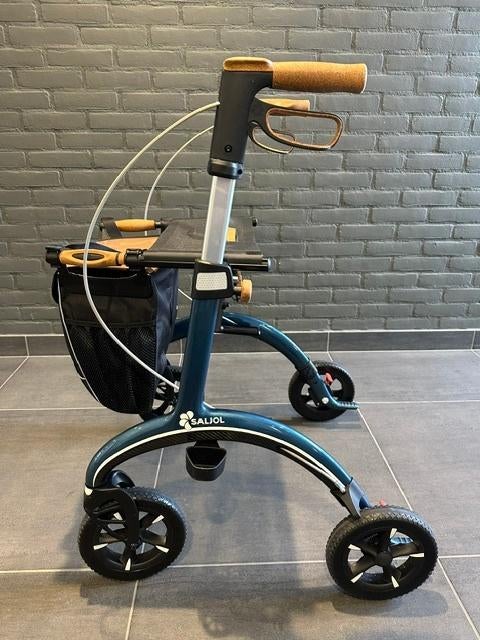 Saljol Carbol lichtgewicht rollator, Ophalen of Verzenden, Opvouwbaar, Zo goed als nieuw
