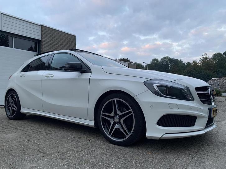 Mercedes A-klasse 200 Prestige Automaat AMG Panodak Leer Gro, Auto's, Mercedes-Benz, Bedrijf, Te koop, A-Klasse, ABS, Achteruitrijcamera