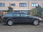 Volvo XC70 2.5T AWD Summum |Dealer Onderhouden! | Trekhaak |, Automaat, 1800 kg, Beige, XC70