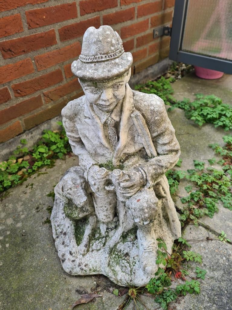 Jager als tuinbeeld. Met geweer en hond., Slang, 0 tot 2 jaar