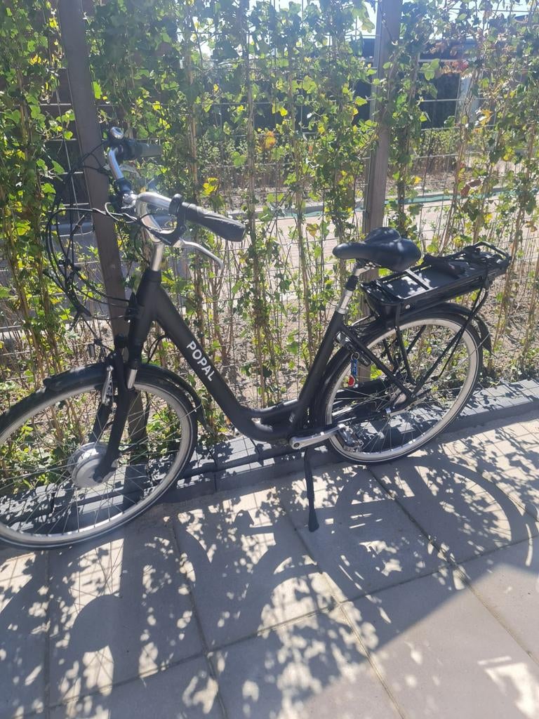 Popal elektrische fiets met nieuwe antilekband, Fietsen en Brommers, Elektrische fietsen, Ophalen