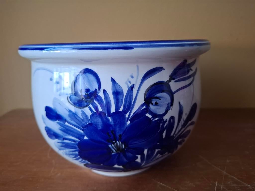 Delfts Blauw bloempotje met handgeschilderde bloemen, Antiek en Kunst, Ophalen of Verzenden