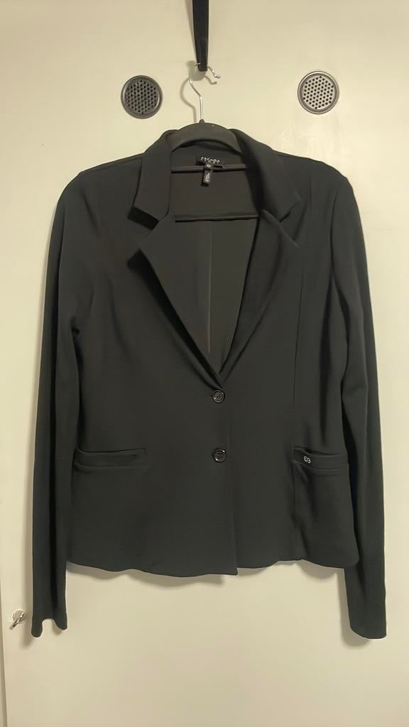 Escade Sport blazer 42, Kleding | Dames, Ophalen of Verzenden, Zo goed als nieuw, Maat 42/44 (L), Zwart