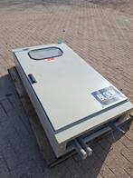 Voedingkast zwaar, Ophalen, Zo goed als nieuw