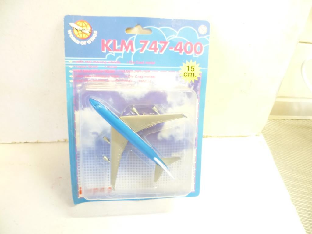 KLM Boeing 747-400 metalen vliegtuig 15cm lang schaalmodel, Ophalen of Verzenden, Nieuw, Schaalmodel
