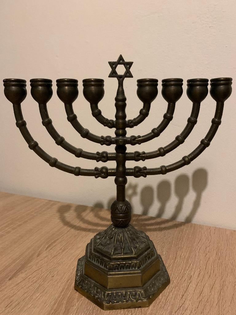 Joodse bronzen of koperen-messing Chanoeka Menora UK, Ophalen of Verzenden
