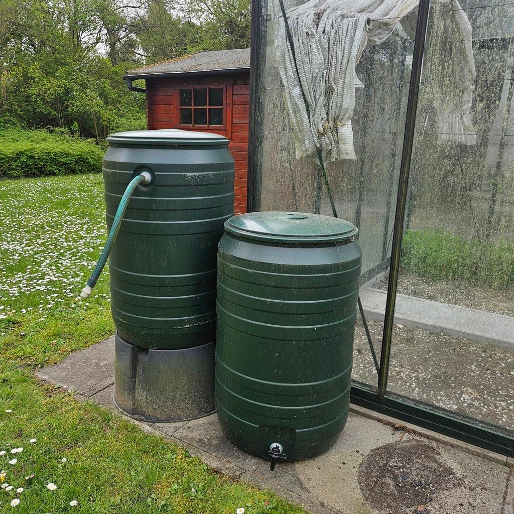 Drie grote regentonnen te koop, Tuin en Terras, Regentonnen, 150 liter of meer, Ophalen of Verzenden, Gebruikt