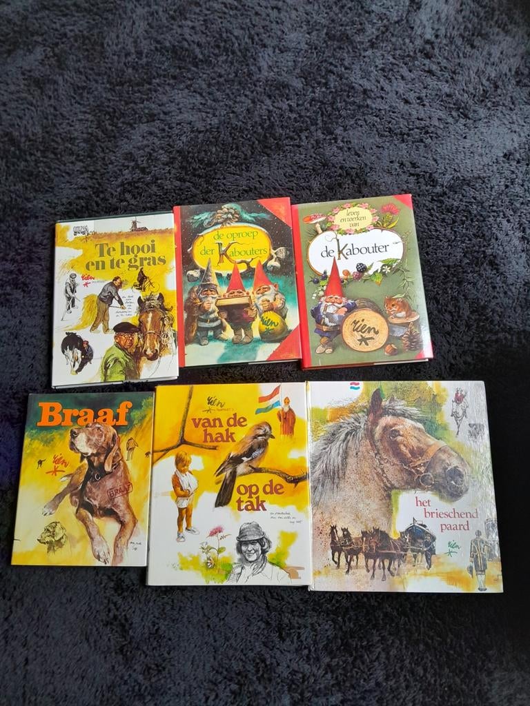 6 boeken van Rien Poortvliet, Boeken, Overige Boeken, Ophalen of Verzenden, Gelezen