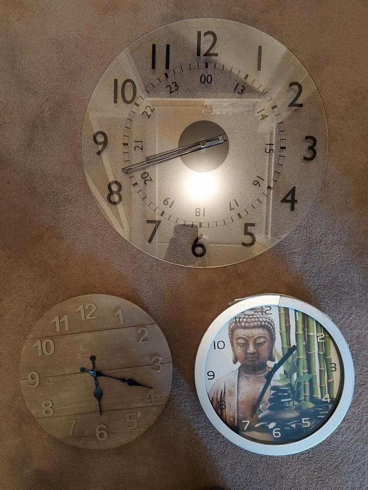 DEFECTE klokken!, Huis en Inrichting, Woonaccessoires | Klokken, Gebruikt, Wandklok, Analoog, Ophalen