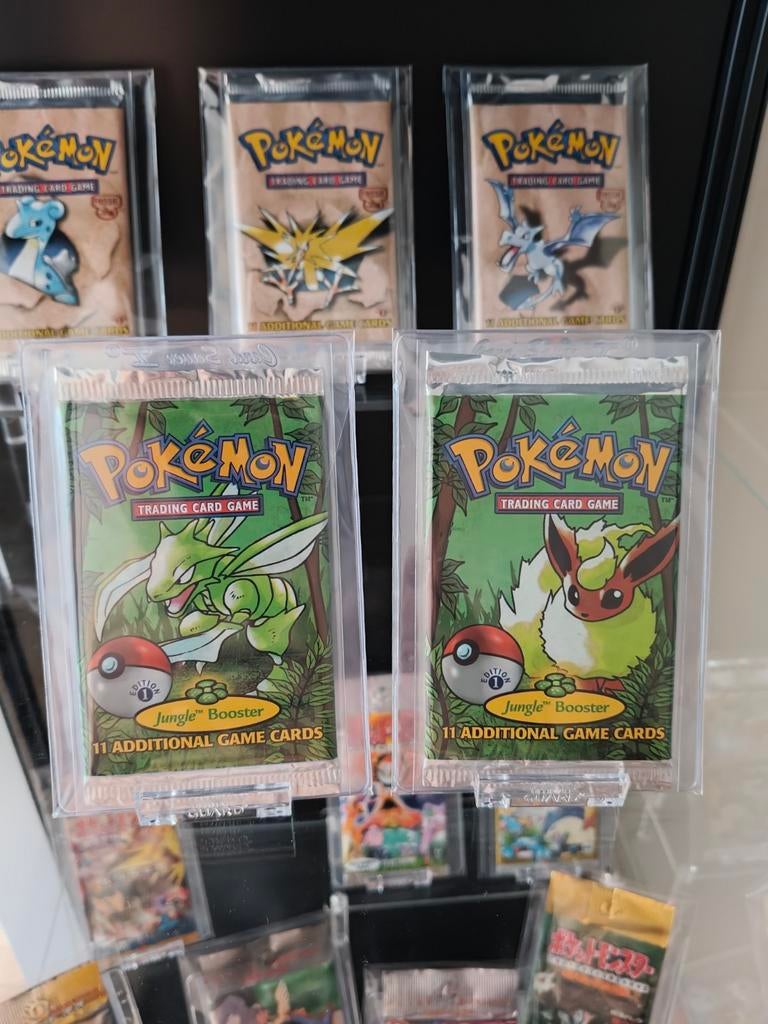 First edition jungle boosterpacks te koop!!, Ophalen of Verzenden, Nieuw, Booster, Foil