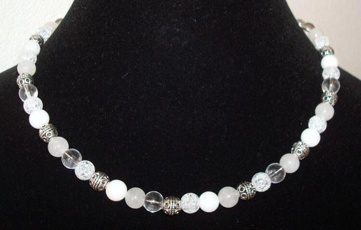 Ketting van halfedelsteen in wittinten zilver, Sieraden, Tassen en Uiterlijk, Kettingen, Nieuw, Zilver, Zilver, Met edelsteen