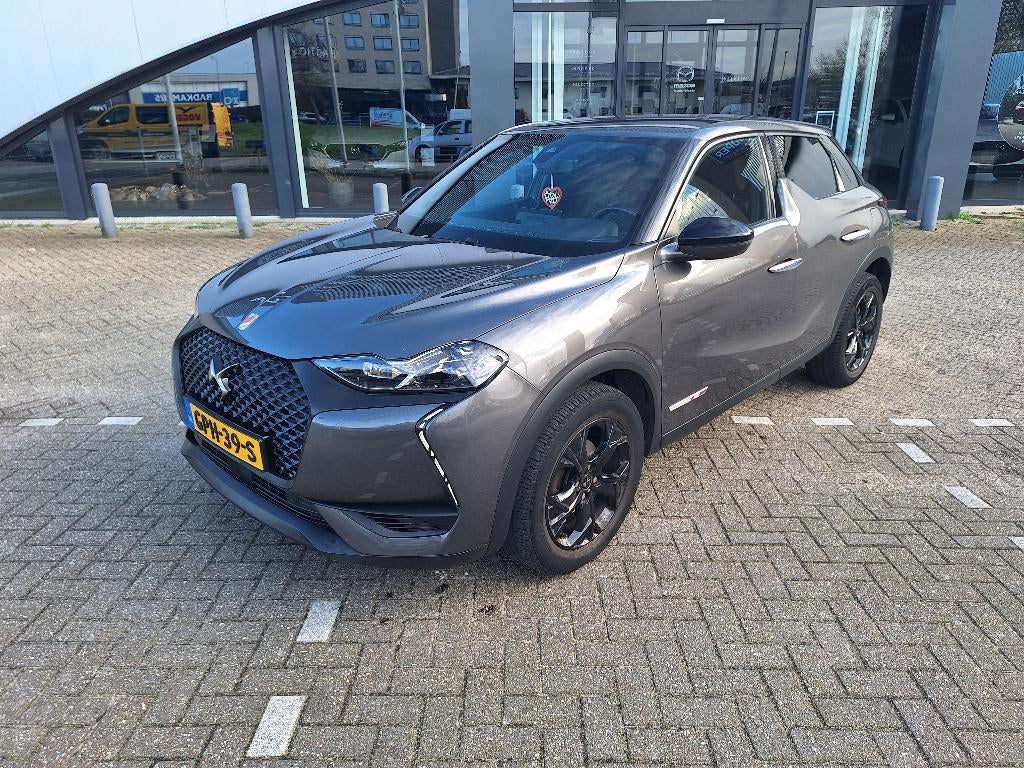 DS 3 1.5 Bluehdi 100pk 2020 Grijs (Performance Line), Auto's, LED verlichting, Euro 6, 4 cilinders, Leder en Stof