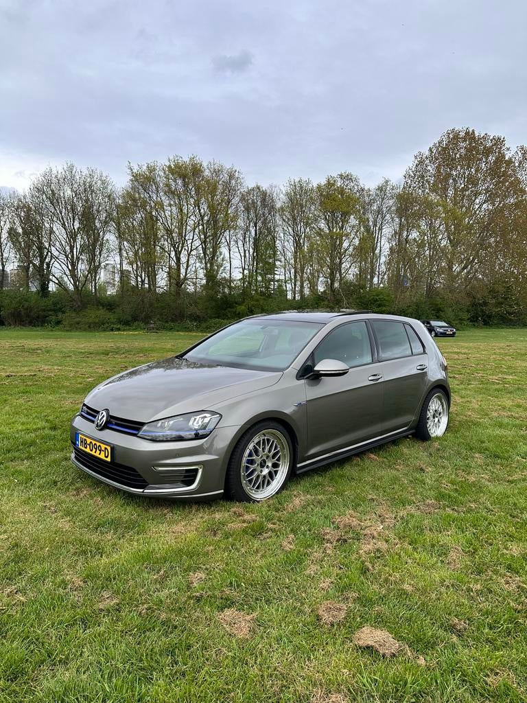Volkswagen Golf 1.4 TSI Phev 150KW GTE 5D 2015 Grijs, Stof, 4 cilinders, 1499 kg, 149 pk