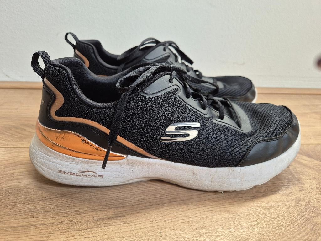 Sch92 - Zwarte Skechers sneakers maat 41 (1), Kleding | Dames, Schoenen, Ophalen of Verzenden, Zo goed als nieuw, Zwart, Sneakers of Gympen