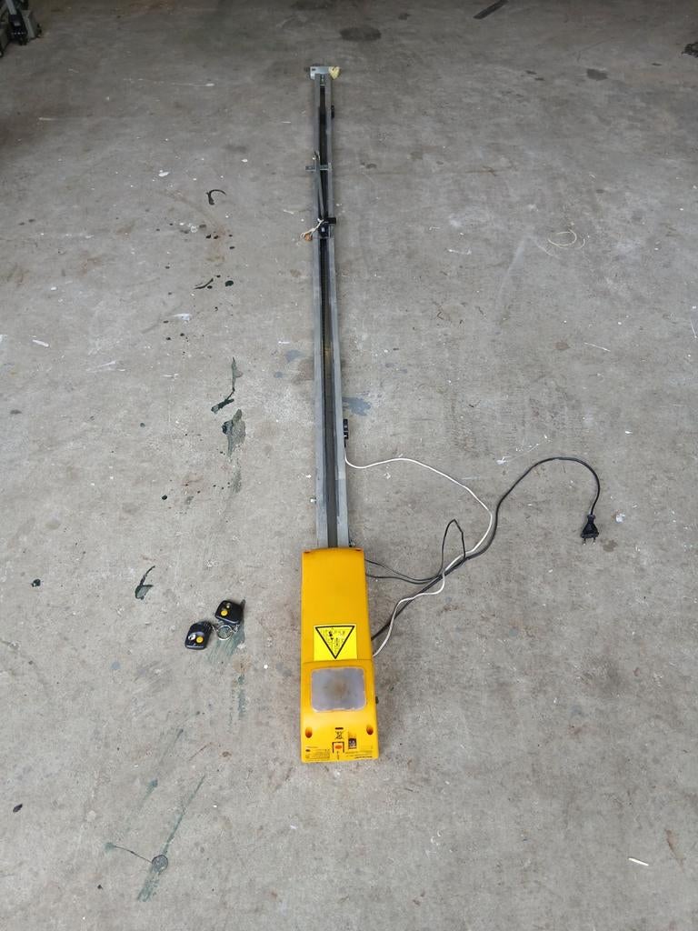 Einhell Garagepoortopener BGT 63 met afstandsbediening, Doe-het-zelf en Verbouw, Alarmsystemen, Ophalen, Gebruikt, Compleet systeem