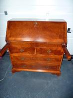 LADENKAST MET KLEPBUREAU NOTENHOUT, Ophalen