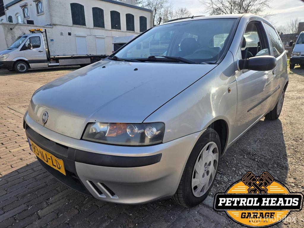 Fiat Punto 1.2 Active Airco !LET OP!: Voor Handige Harry!, Voorwielaandrijving, Gebruikt, 4 cilinders, Origineel Nederlands