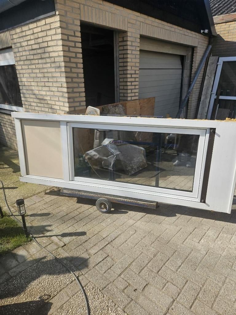 kunststof kozijnen met dubbel glas, Doe-het-zelf en Verbouw, Kozijnen en Schuifpuien, Kunststof, Gebruikt, Raamkozijn, Inclusief glas