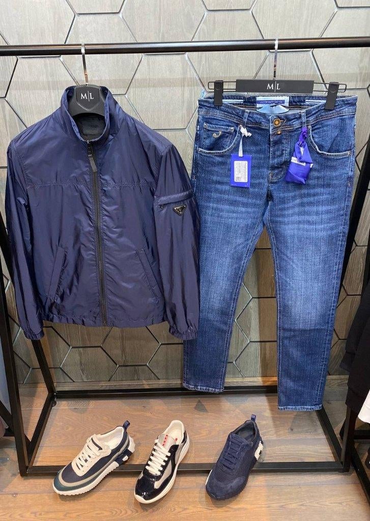 Prada Jasjes, Ophalen of Verzenden, Zo goed als nieuw, Zwart