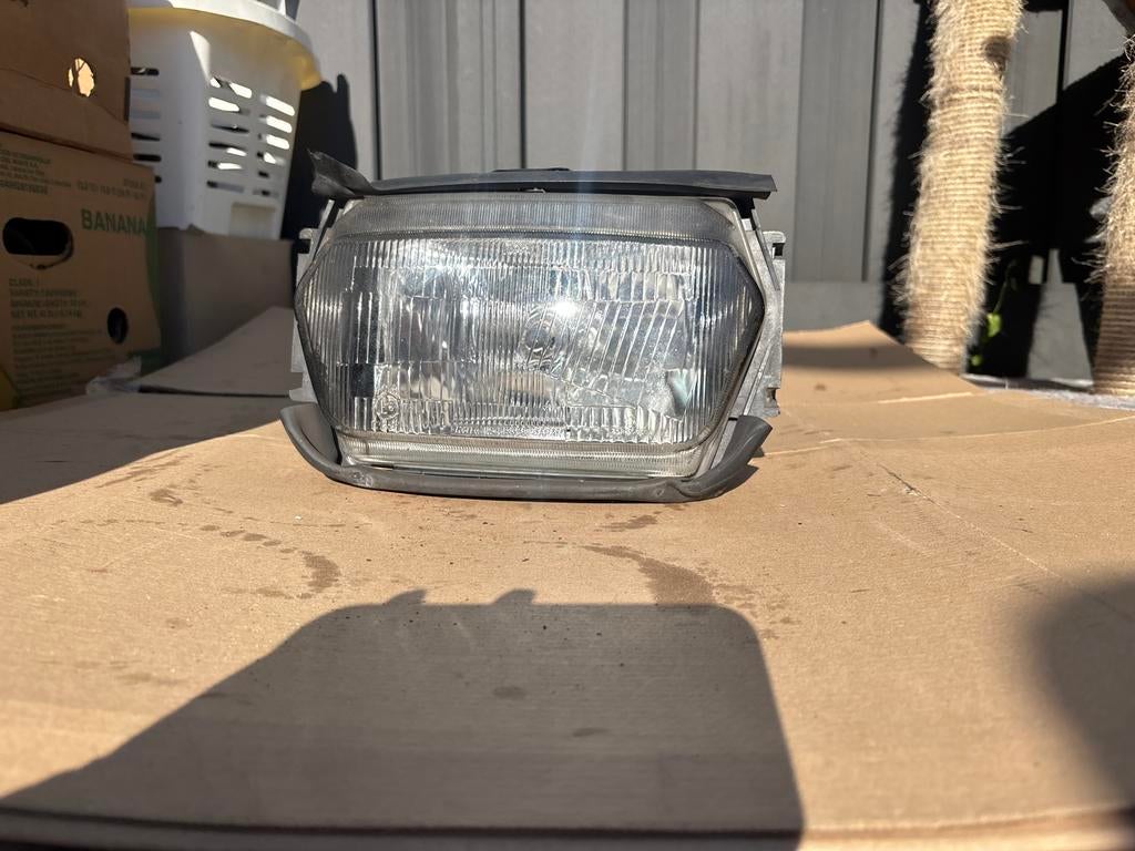 Koplamp unit Suzuki GSX600F 1994 met werkende lamp, Ophalen, Gebruikt