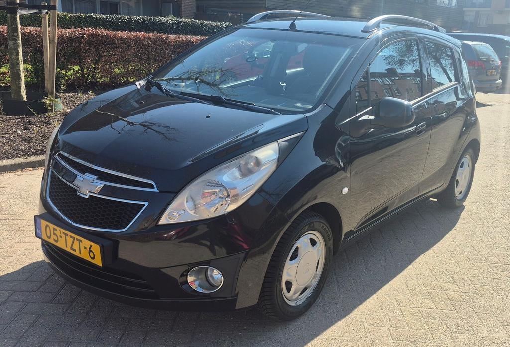 Chevrolet Spark 1.0 Bifuel 2012 Zwart lage km Nap✅️, Auto's, Chevrolet, 37 €/maand, Zwart, 4 cilinders, Zwart