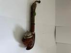 Handgesneden sierpijp met hondenkop en metalen deksel, Verzamelen, Ophalen of Verzenden, Zo goed als nieuw, (Water)pijp