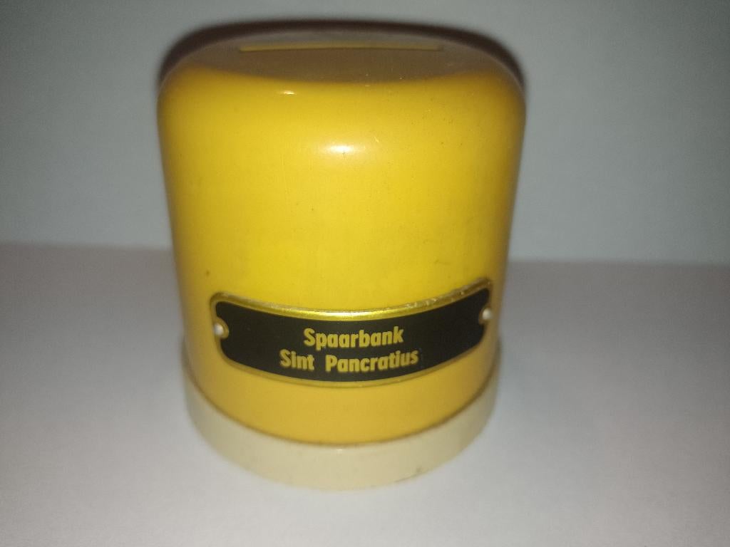 Spaarpot Spaarbank Sint Pancratius., Verzamelen, Spaarpotten, Ophalen of Verzenden, Gebruikt, Metaal of Blik, Overige thema's