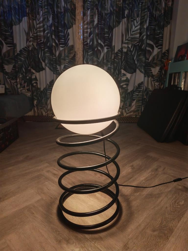 Vintage Woja spiraallamp/vloerlamp, Huis en Inrichting, Ophalen, Gebruikt, 50 tot 75 cm