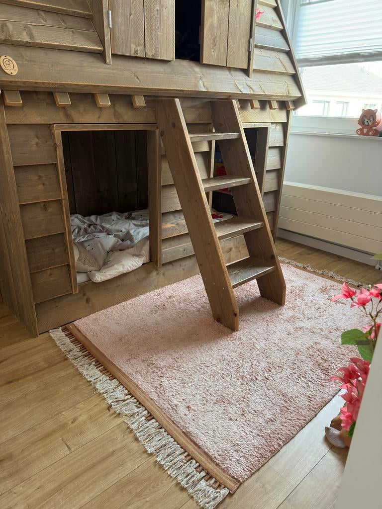 Tapis Petit zachtroze vloerkleed, Huis en Inrichting, Stoffering | Tapijten en Kleden, Roze lichtroze zachtroze oudroze kinderkamer speelkleed