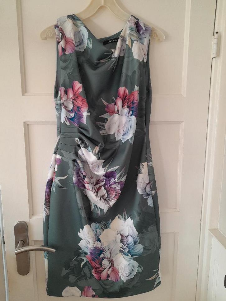 coctailjurk, Kleding | Dames, Gelegenheidskleding, Zo goed als nieuw, Cocktailjurk, Maat 42/44 (L), Groen, Ophalen of Verzenden