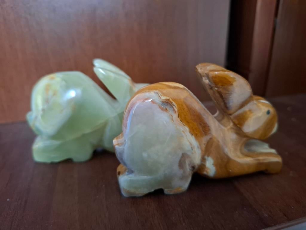 2 marmeren konijntjes, Verzamelen, Ophalen of Verzenden, Zo goed als nieuw, Dier