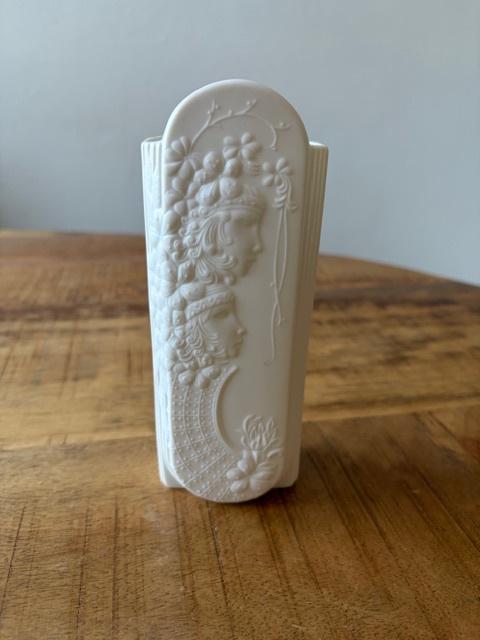 AK Kaiser  “Grazien” 0230 vaas, Verzenden, Wit, Aardewerk of Porselein, Zo goed als nieuw