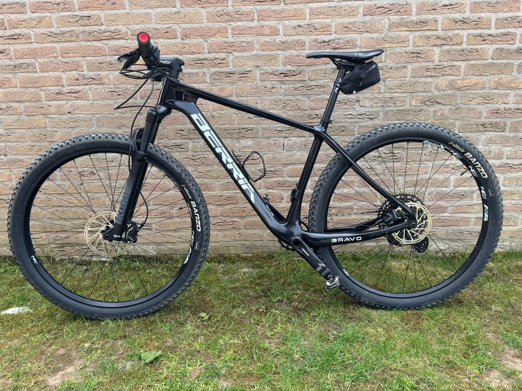 Berria Bravo sport maat M Carbon - 2023, Fietsen en Brommers, Fietsen | Mountainbikes en ATB, Hardtail, Heren, Zo goed als nieuw