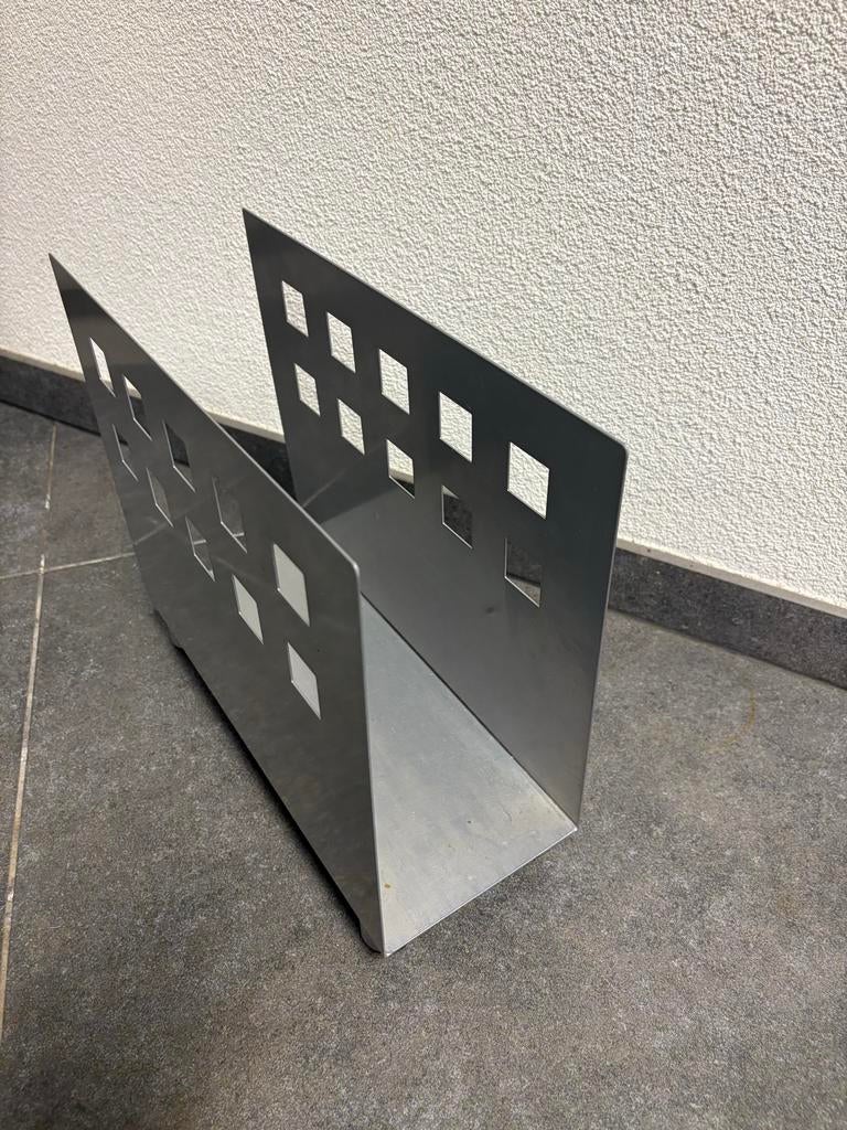 Stalen Lectuurbak met Modern Design, Ophalen, Gebruikt
