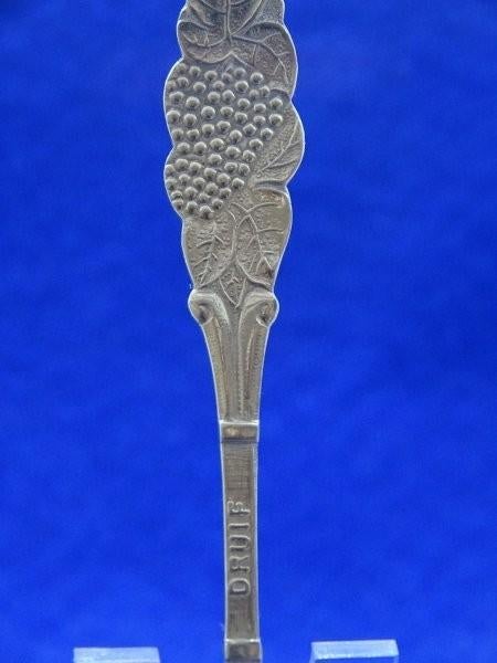 Lepeltje: Druif, Verzenden